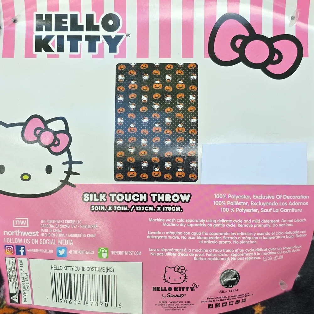 *Rare Color/Pattern* Hello Kitty Black Orange Halloween Costumes Throw Blanket